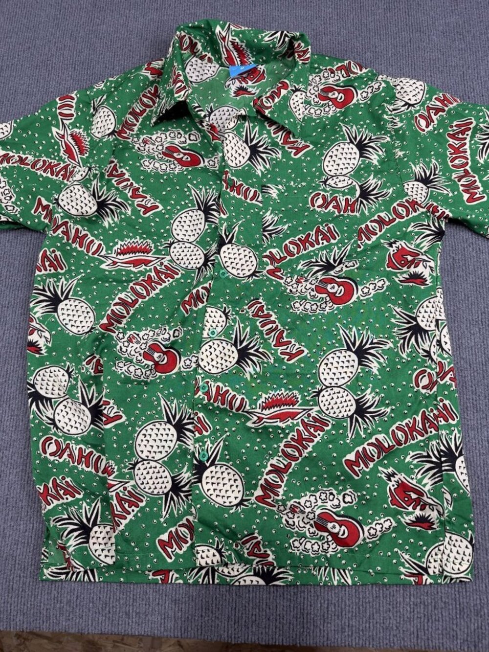 On Shore Mens Green Hawaiian Pineapple Ukulele Print Short Sleeve Shirt M